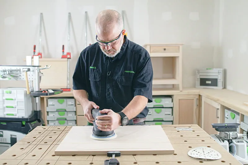 Brent sanding table top