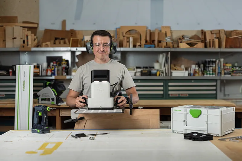 Shaper tool in a workshop with Festool