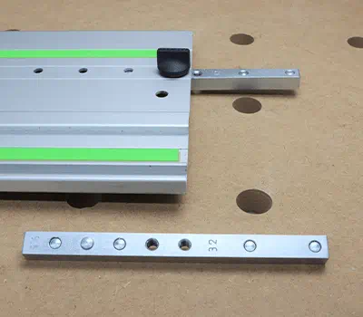 Fijación de los topes longitudinales