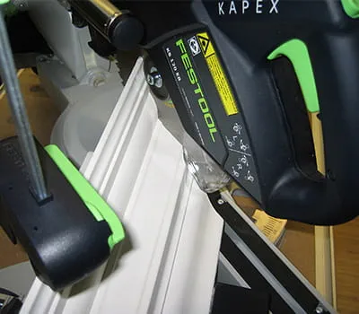 Sawing cornices on a mitre Guide to cutting beadings