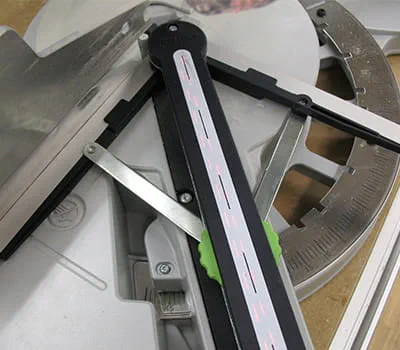 Sawing cornices on a mitre Guide to cutting beadings