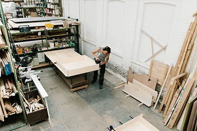 At Tintelijn's carpenter's workshop, employees machine and manufacture workpieces for interior finishing. 